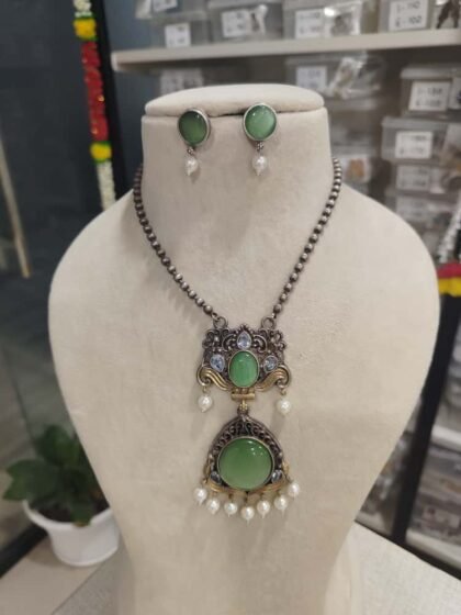 NECKLACE SET DUAL TONE -LIGHT GREEN