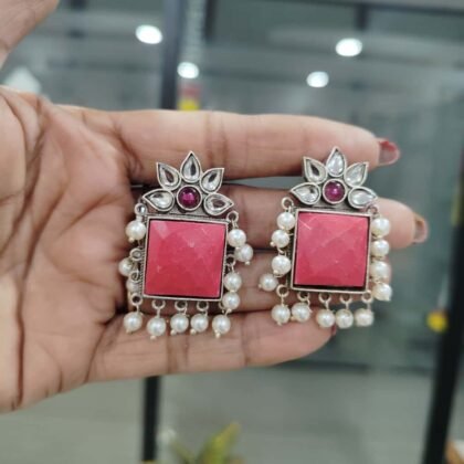 STUD STONE EARRING MULTI DARK PINK