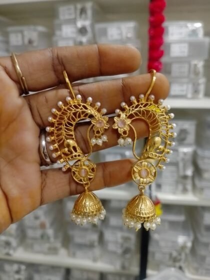 EAR CUFF GOLD POLISH-PINK