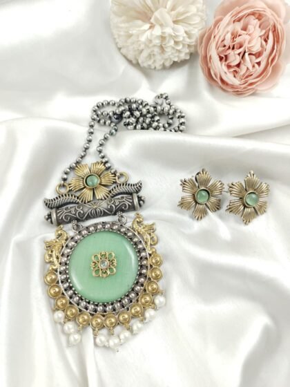 NECKLACE SET DUAL TONE -LIGHT GREEN