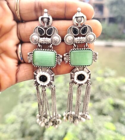 EARRING STONE-LIGHT GREEN