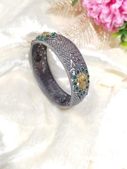 SCREW KADA DUAL TONE GREEN STONE - SINGLE PIECE