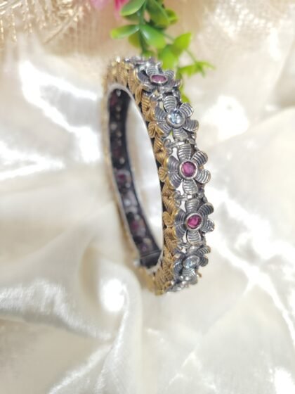 SCREW KADA  DUAL TONE RED WHITE - SINGLE PIECE