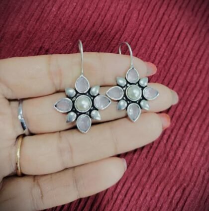 HANGING EARRINGS STONE -PINK