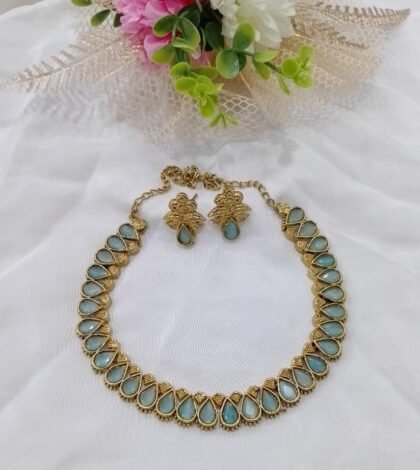 GOLDEN NECKLACE SET STONE-LIGHT BLUE