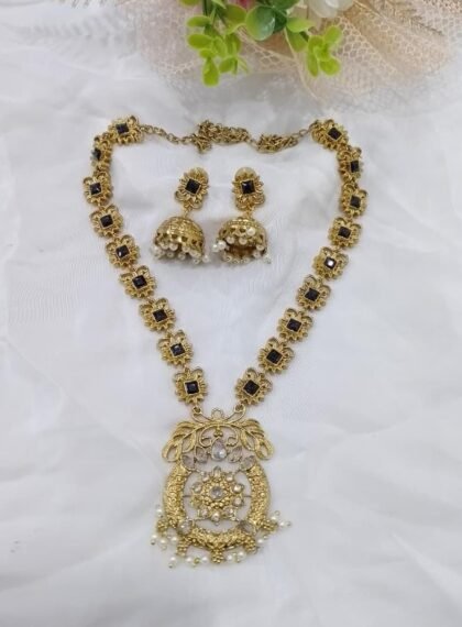 GOLDEN NECKLACE SET STONE-BLACK