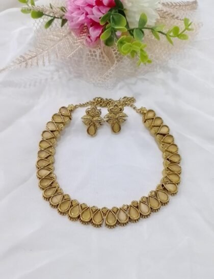 GOLDEN NECKLACE SET STONE-YELLOW