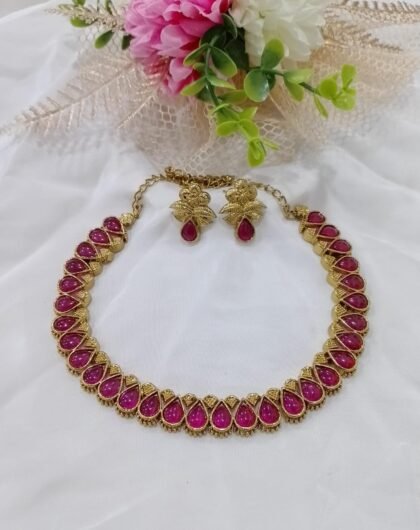 GOLDEN NECKLACE SET STONE-RED