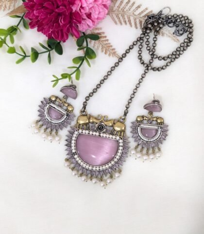 DUAL TONE CHAIN PENDANT SET STONE -PINK