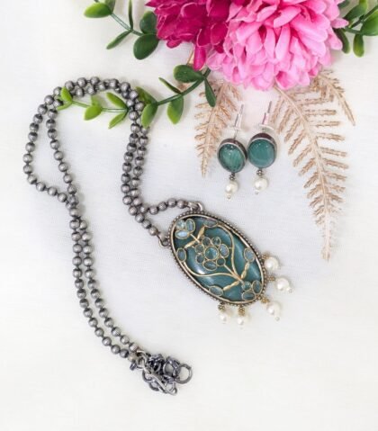 DUAL TONE CHAIN PENDANT SET STONE -TEAL