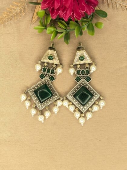 DUAL TONE EARRING STONE -GREEN