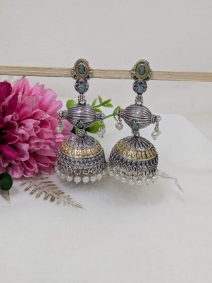 DUAI TONE JHUMKA STONE EARRING-LIGHT BLUE